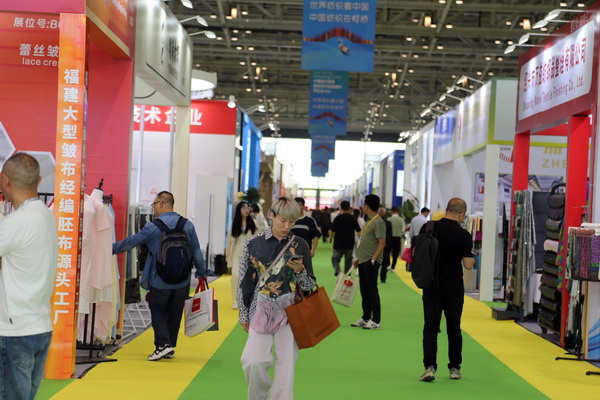 新形勢、新機遇，2025柯橋春季國際紡博會拉開帷幕，全方位展示中國紡織發(fā)展的強韌