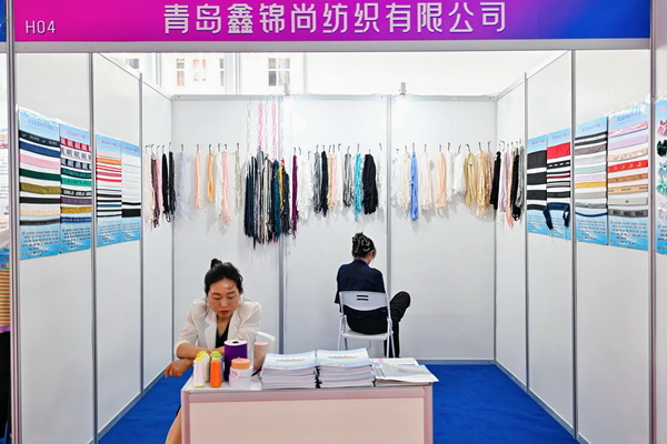  中華紡織網(wǎng)面輔料展區(qū)成功舉辦推介會(huì)，新材料、新工藝 助力興城泳裝產(chǎn)業(yè)升級